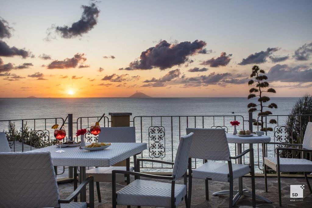 Tonicello Hotel Resort&SPA Capo Vaticano Esterno foto
