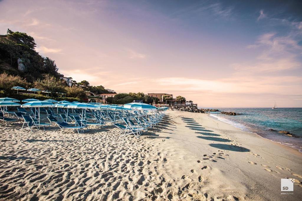 Tonicello Hotel Resort&SPA Capo Vaticano Esterno foto