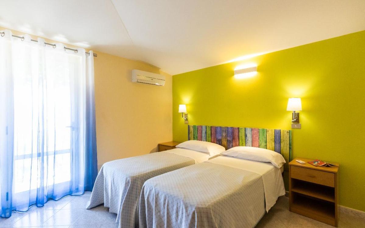 Tonicello Hotel Resort&SPA Capo Vaticano Esterno foto